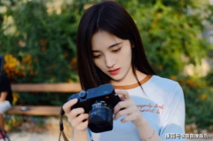 吃瓜娱乐达人视频,吃瓜达人带你领略娱乐圈新鲜趣事